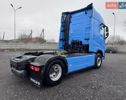 Синий Вольво FH 13, объемом двигателя 0 л и пробегом 918 тыс. км за 43072 $, фото 5 на Automoto.ua