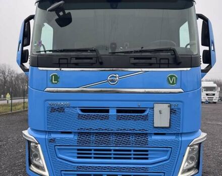 Синий Вольво FH 13, объемом двигателя 0 л и пробегом 918 тыс. км за 43072 $, фото 1 на Automoto.ua