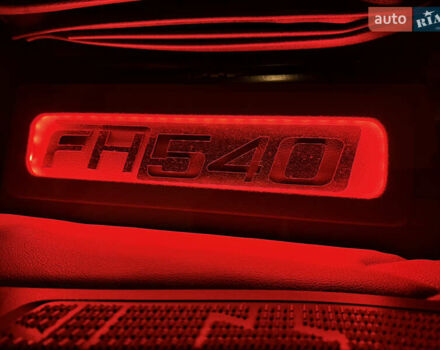 Вольво FH 13 2018 у Дніпро (Дніпропетровську) на Automoto.ua Синій Вольво FH 13, об'ємом двигуна 12.78 л та пробігом 1000 тис. км за 55700 $, фото 86 на Automoto.ua