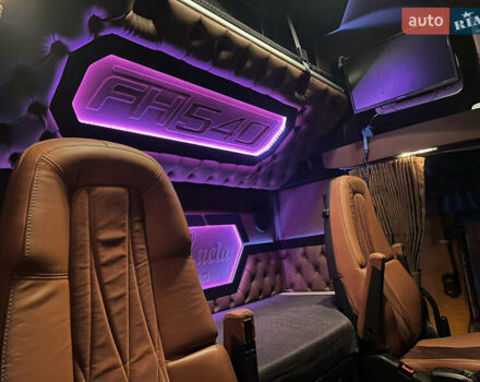 Вольво FH 13 2018 у Дніпро (Дніпропетровську) на Automoto.ua Синій Вольво FH 13, об'ємом двигуна 12.78 л та пробігом 1000 тис. км за 55700 $, фото 49 на Automoto.ua