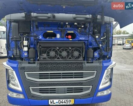 Вольво FH 13 2019 в Калуше на Automoto.ua Синий Вольво FH 13, объемом двигателя 12.77 л и пробегом 595 тыс. км за 59500 $, фото 13 на Automoto.ua