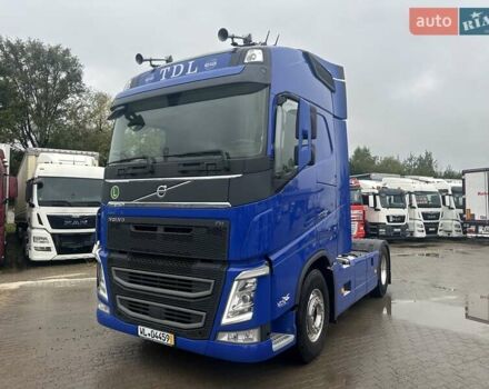 Вольво FH 13 2019 в Калуше на Automoto.ua Синий Вольво FH 13, объемом двигателя 12.77 л и пробегом 595 тыс. км за 59500 $, фото 16 на Automoto.ua