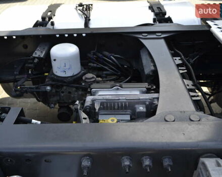 Синий Вольво FH 13, объемом двигателя 12.7 л и пробегом 208 тыс. км за 76999 $, фото 12 на Automoto.ua