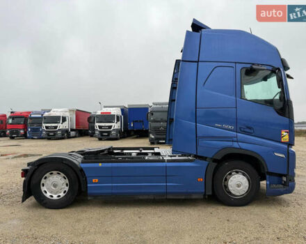 Синий Вольво FH 13, объемом двигателя 12.9 л и пробегом 440 тыс. км за 86891 $, фото 3 на Automoto.ua
