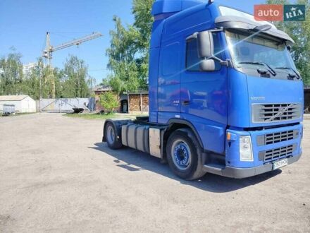 Вольво FH 13 2007 в Чернигове на Automoto.ua Синий Вольво FH 13, объемом двигателя 12.8 л и пробегом 2 тыс. км за 12999 $, фото 1 на Automoto.ua