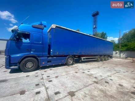 Синий Вольво FH 13, объемом двигателя 12.9 л и пробегом 2 тыс. км за 16000 $, фото 1 на Automoto.ua