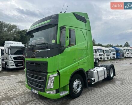 Зелений Вольво FH 13, об'ємом двигуна 12.7 л та пробігом 960 тис. км за 34900 $, фото 3 на Automoto.ua