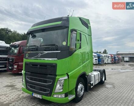 Зелений Вольво FH 13, об'ємом двигуна 12.7 л та пробігом 960 тис. км за 34900 $, фото 10 на Automoto.ua