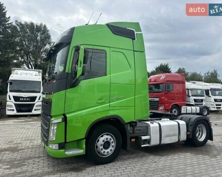 Зелений Вольво FH 13, об'ємом двигуна 12.7 л та пробігом 960 тис. км за 34900 $, фото 5 на Automoto.ua