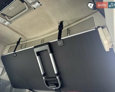 Зелений Вольво FH 13, об'ємом двигуна 12.7 л та пробігом 960 тис. км за 34900 $, фото 19 на Automoto.ua