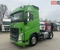 Зелений Вольво FH 13, об'ємом двигуна 12.77 л та пробігом 800 тис. км за 34900 $, фото 2 на Automoto.ua