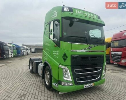 Зелений Вольво FH 13, об'ємом двигуна 12.77 л та пробігом 800 тис. км за 34900 $, фото 4 на Automoto.ua