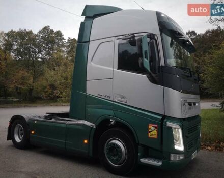 Зелений Вольво FH 13, об'ємом двигуна 12.9 л та пробігом 865 тис. км за 49675 $, фото 19 на Automoto.ua