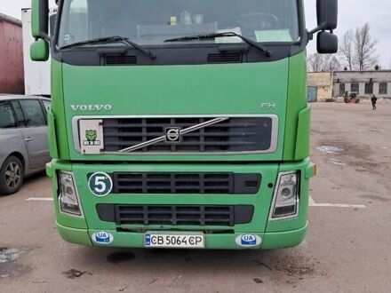Вольво FH 13 2007 в Чернигове на Automoto.ua Зеленый Вольво FH 13, объемом двигателя 12.78 л и пробегом 2 тыс. км за 13500 $, фото 1 на Automoto.ua