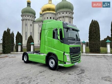 Вольво FH 13 2018 в Дубно на Automoto.ua Зеленый Вольво FH 13, объемом двигателя 0 л и пробегом 370 тыс. км за 57999 $, фото 1 на Automoto.ua
