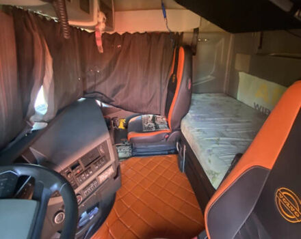 Оранжевый Вольво FH 13, объемом двигателя 12.78 л и пробегом 958 тыс. км за 40000 $, фото 13 на Automoto.ua