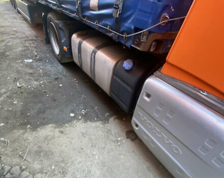 Оранжевый Вольво FH 13, объемом двигателя 12.78 л и пробегом 958 тыс. км за 40000 $, фото 5 на Automoto.ua