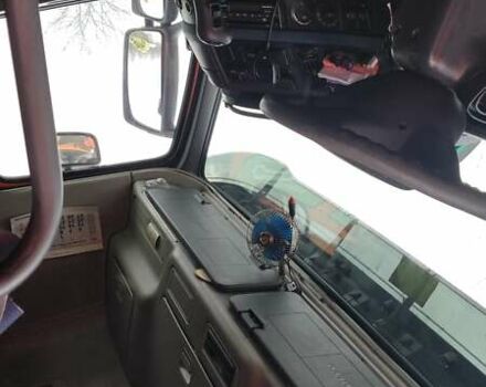 Оранжевый Вольво FH 13, объемом двигателя 12.8 л и пробегом 1 тыс. км за 8500 $, фото 1 на Automoto.ua