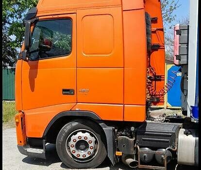 Оранжевый Вольво FH 13, объемом двигателя 13 л и пробегом 1000 тыс. км за 17700 $, фото 7 на Automoto.ua