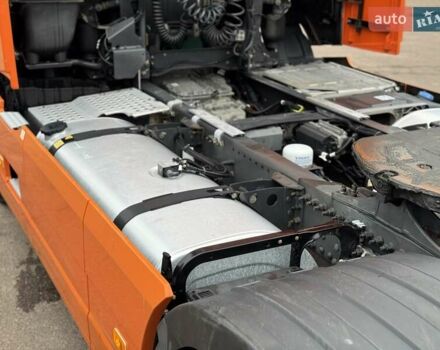 Оранжевый Вольво FH 13, объемом двигателя 12.9 л и пробегом 599 тыс. км за 40060 $, фото 25 на Automoto.ua