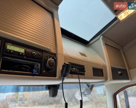 Оранжевый Вольво FH 13, объемом двигателя 12.9 л и пробегом 599 тыс. км за 40060 $, фото 31 на Automoto.ua