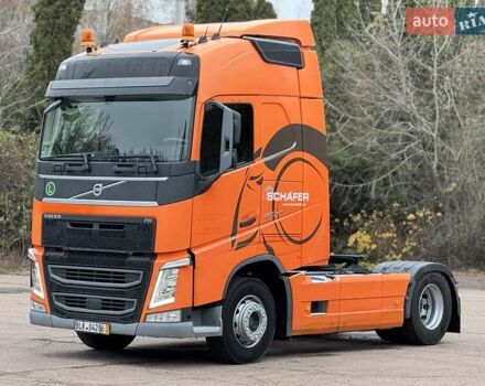 Оранжевый Вольво FH 13, объемом двигателя 12.9 л и пробегом 599 тыс. км за 40060 $, фото 13 на Automoto.ua