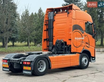 Оранжевый Вольво FH 13, объемом двигателя 12.9 л и пробегом 599 тыс. км за 40060 $, фото 6 на Automoto.ua