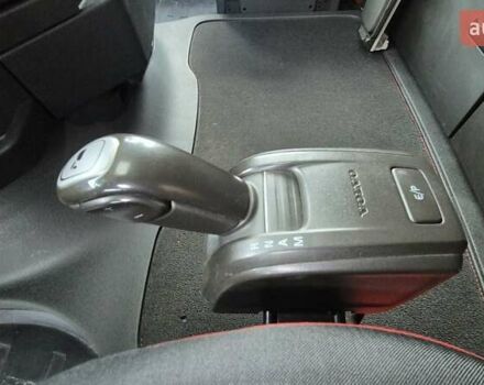 Оранжевый Вольво FH 13, объемом двигателя 12.8 л и пробегом 822 тыс. км за 44777 $, фото 25 на Automoto.ua