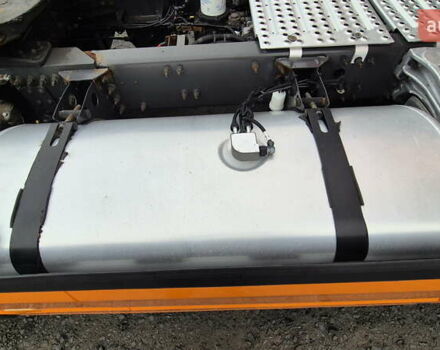 Оранжевый Вольво FH 13, объемом двигателя 12.8 л и пробегом 822 тыс. км за 44777 $, фото 8 на Automoto.ua