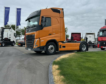 Помаранчевий Вольво FH 13, об'ємом двигуна 12.78 л та пробігом 29 тис. км за 113316 $, фото 4 на Automoto.ua