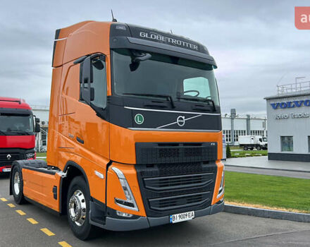 Помаранчевий Вольво FH 13, об'ємом двигуна 12.78 л та пробігом 29 тис. км за 113316 $, фото 1 на Automoto.ua