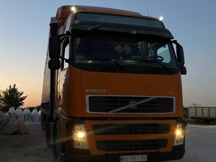 Помаранчевий Вольво FH 13, об'ємом двигуна 12.78 л та пробігом 270 тис. км за 14500 $, фото 1 на Automoto.ua
