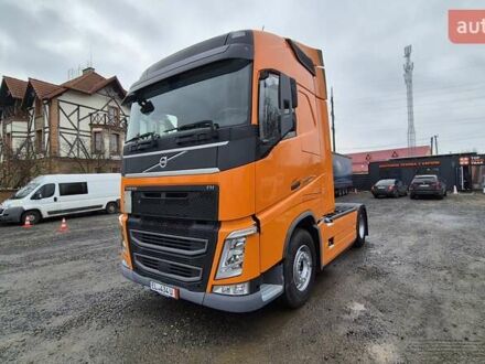 Оранжевый Вольво FH 13, объемом двигателя 12.8 л и пробегом 822 тыс. км за 44777 $, фото 1 на Automoto.ua