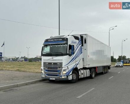Білий Вольво FH 16, об'ємом двигуна 12.78 л та пробігом 860 тис. км за 31500 $, фото 1 на Automoto.ua