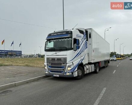 Білий Вольво FH 16, об'ємом двигуна 12.78 л та пробігом 860 тис. км за 31500 $, фото 2 на Automoto.ua