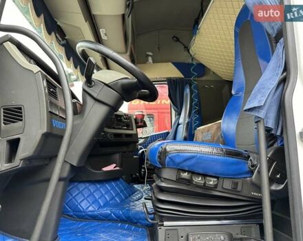Білий Вольво FH 16, об'ємом двигуна 12.78 л та пробігом 860 тис. км за 31500 $, фото 26 на Automoto.ua
