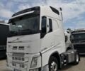 Белый Вольво FH 16, объемом двигателя 12.8 л и пробегом 673 тыс. км за 54870 $, фото 1 на Automoto.ua