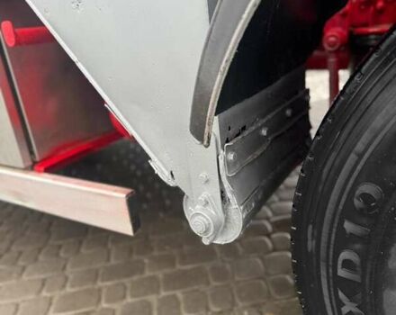 Черный Вольво FH 16, объемом двигателя 16 л и пробегом 122 тыс. км за 42000 $, фото 13 на Automoto.ua