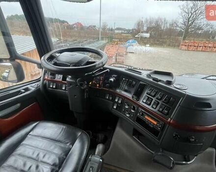 Черный Вольво FH 16, объемом двигателя 16 л и пробегом 122 тыс. км за 42000 $, фото 33 на Automoto.ua