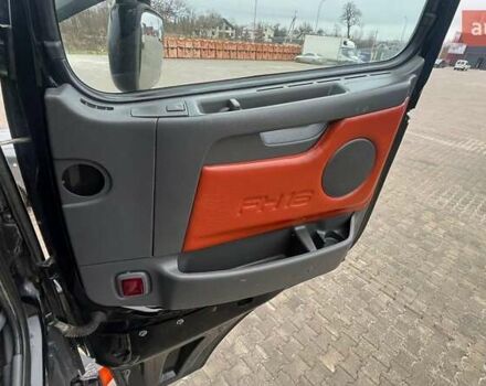 Черный Вольво FH 16, объемом двигателя 16 л и пробегом 122 тыс. км за 42000 $, фото 30 на Automoto.ua