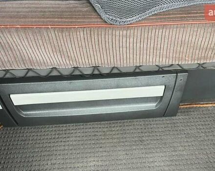 Черный Вольво FH 16, объемом двигателя 16 л и пробегом 122 тыс. км за 42000 $, фото 29 на Automoto.ua