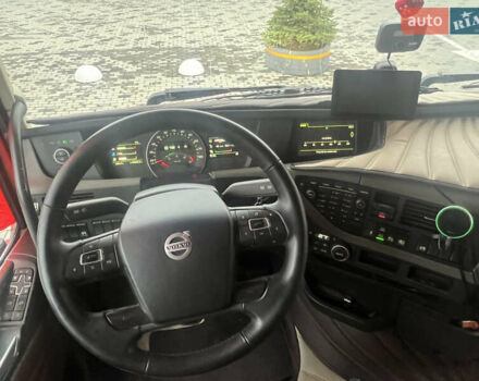 Червоний Вольво FH 16, об'ємом двигуна 0 л та пробігом 100 тис. км за 32500 $, фото 22 на Automoto.ua