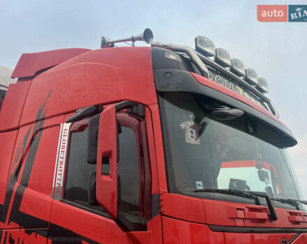 Червоний Вольво FH 16, об'ємом двигуна 0 л та пробігом 100 тис. км за 32500 $, фото 8 на Automoto.ua