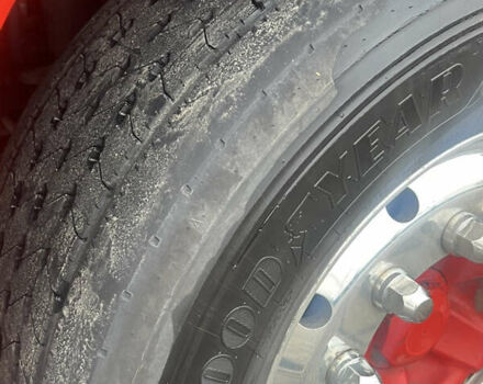 Червоний Вольво FH 16, об'ємом двигуна 0 л та пробігом 100 тис. км за 32500 $, фото 11 на Automoto.ua