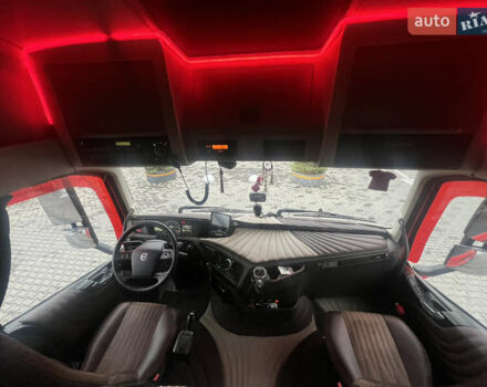 Червоний Вольво FH 16, об'ємом двигуна 0 л та пробігом 100 тис. км за 32500 $, фото 21 на Automoto.ua