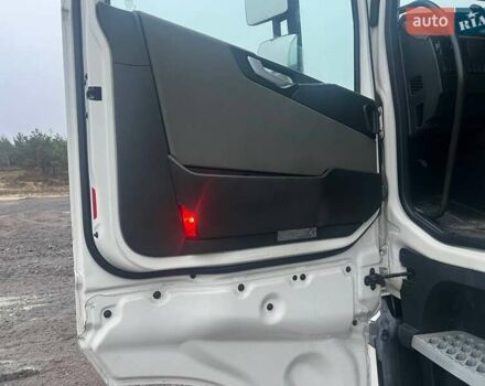 Вольво FH 16, объемом двигателя 0 л и пробегом 675 тыс. км за 187662 $, фото 30 на Automoto.ua