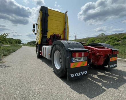 Желтый Вольво FH 16, объемом двигателя 12.78 л и пробегом 860 тыс. км за 28500 $, фото 3 на Automoto.ua