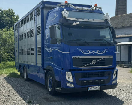 Синий Вольво FH 16, объемом двигателя 12.9 л и пробегом 1 тыс. км за 65500 $, фото 2 на Automoto.ua