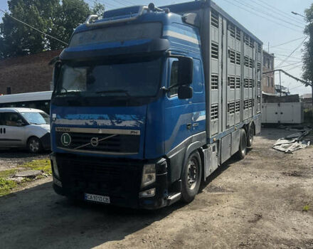 Синий Вольво FH 16, объемом двигателя 12.78 л и пробегом 1 тыс. км за 37000 $, фото 1 на Automoto.ua