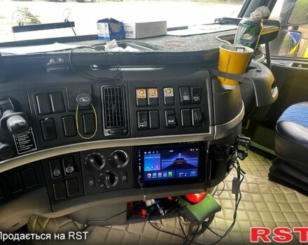 Белый Вольво ФХ, объемом двигателя 12.1 л и пробегом 1000 тыс. км за 19000 $, фото 7 на Automoto.ua